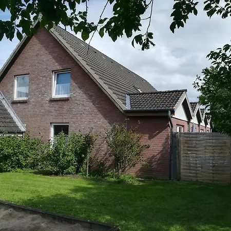 Holiday home Ferienreihenhaus B, Ostseebad